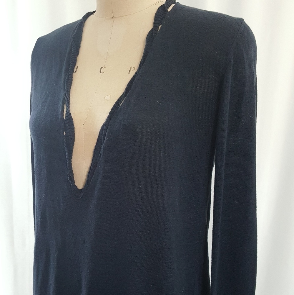 Linen navy sweater